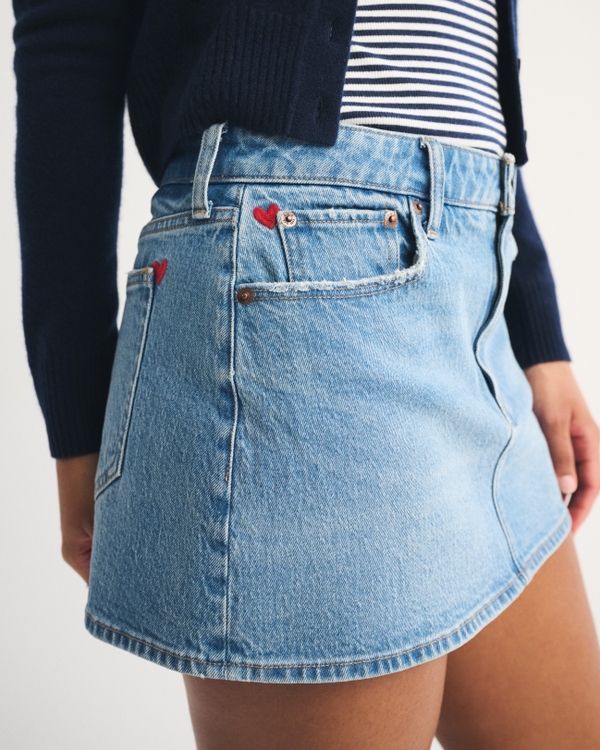 Curve Love Mid Rise Embroidered Denim Mini Skort