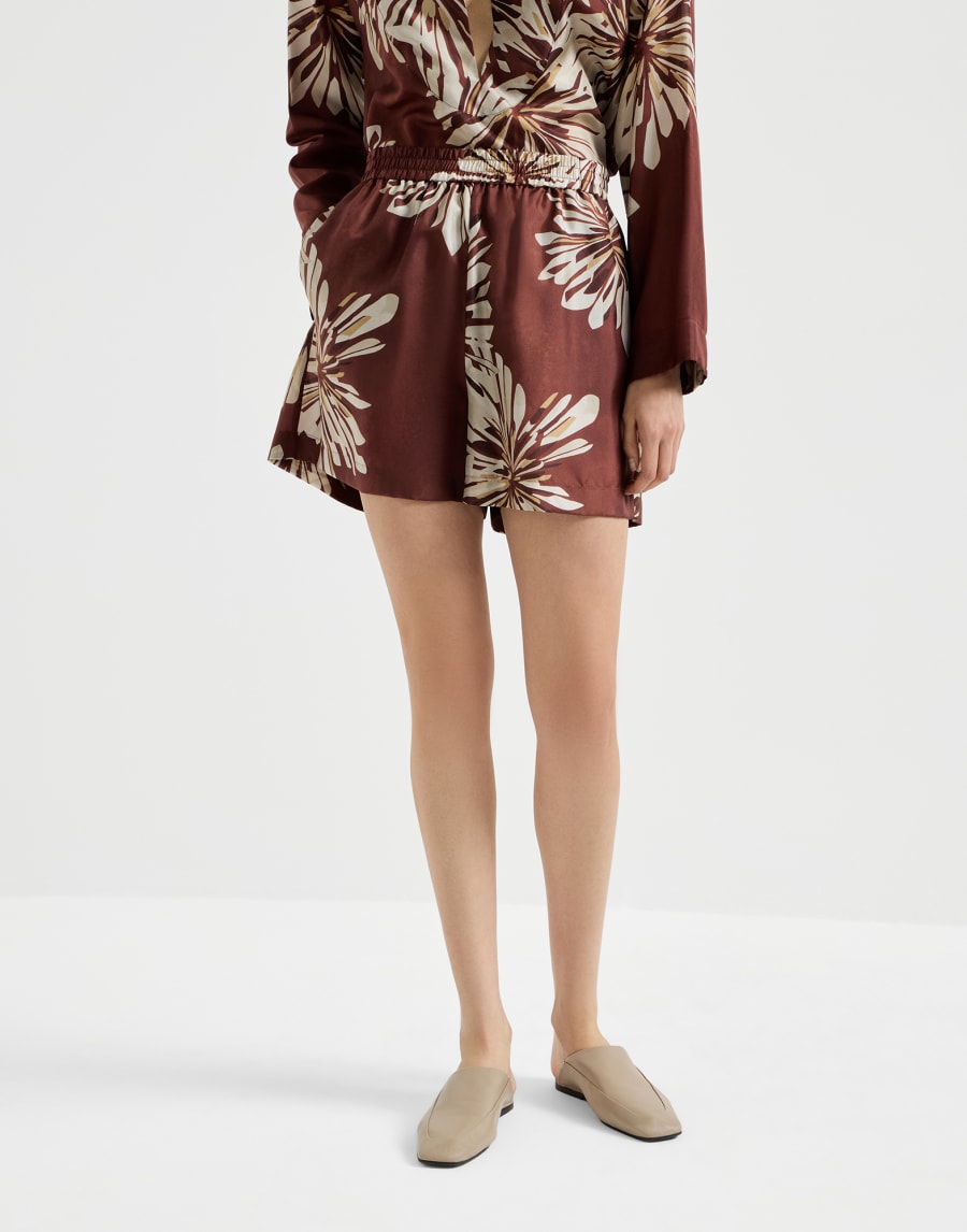 Silk Cocoon Blossom Print Shorts - Bordeaux - Womens - Brunello Cucinelli