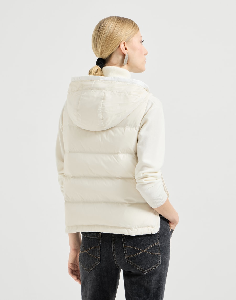 Thin down vest in matte nylon with hood and shiny trim - Cream Thin down vest in matte nylon with hood and shiny trim - Cream