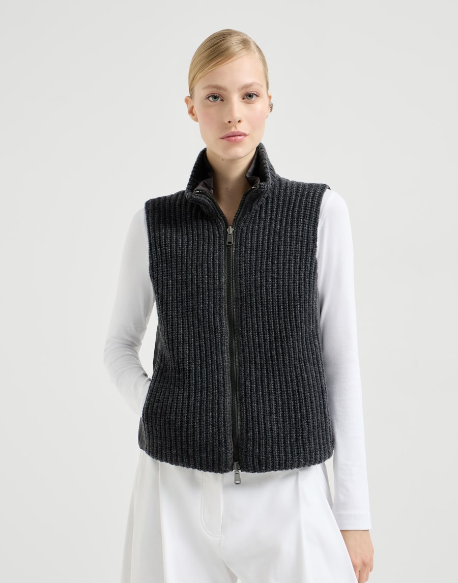 Feather and cashmere knit, beaded reversible sleeveless down jacket - Anthracite